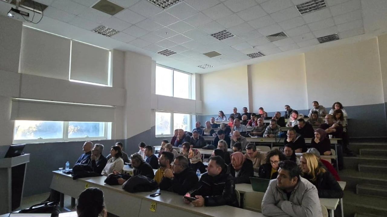 Aydın'da 'Türkiye Yüzyılı Maarif Modeli' çalıştayı: Ders kitapları ve programlar değerlendirildi