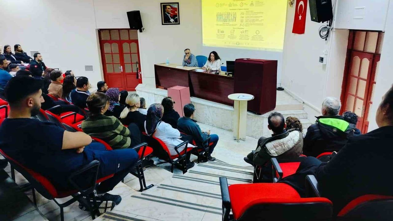 Aydın Devlet Hastanesi'nde Çalışan Memnuniyeti ve Hasta Güvenliği Toplantısı