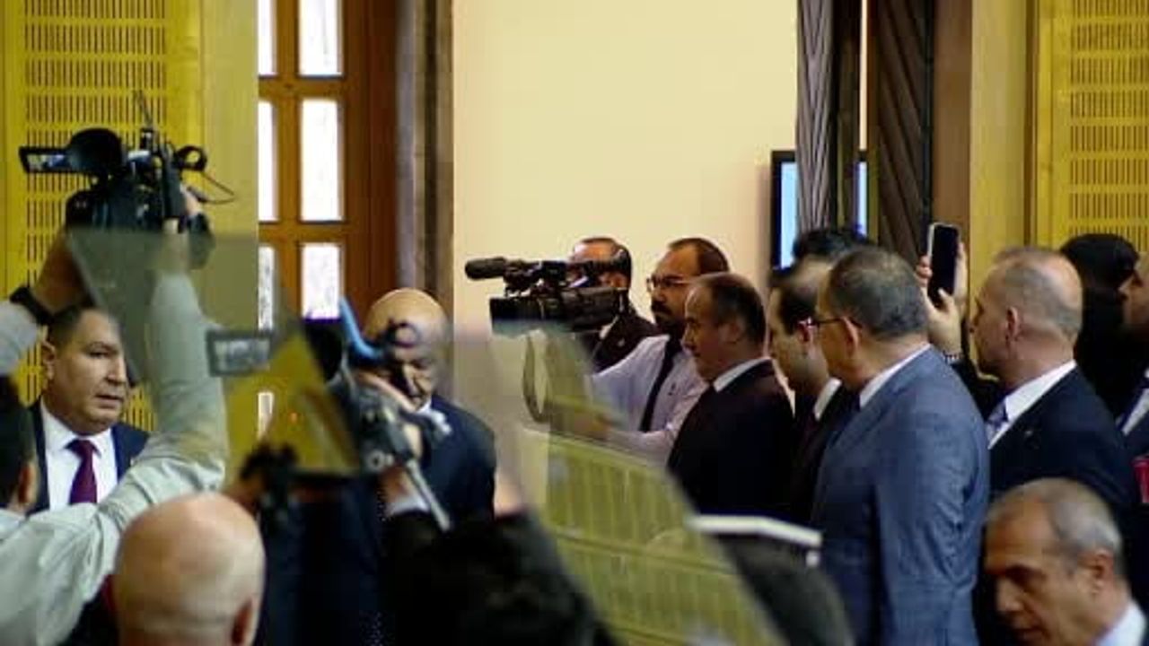 Bahçeli: "Venezuela komplosu yalnızca bir test"