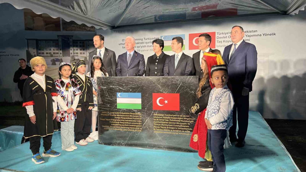 Bakırköy'de Özbekistan Devlet Okulu için işe başlama töreni