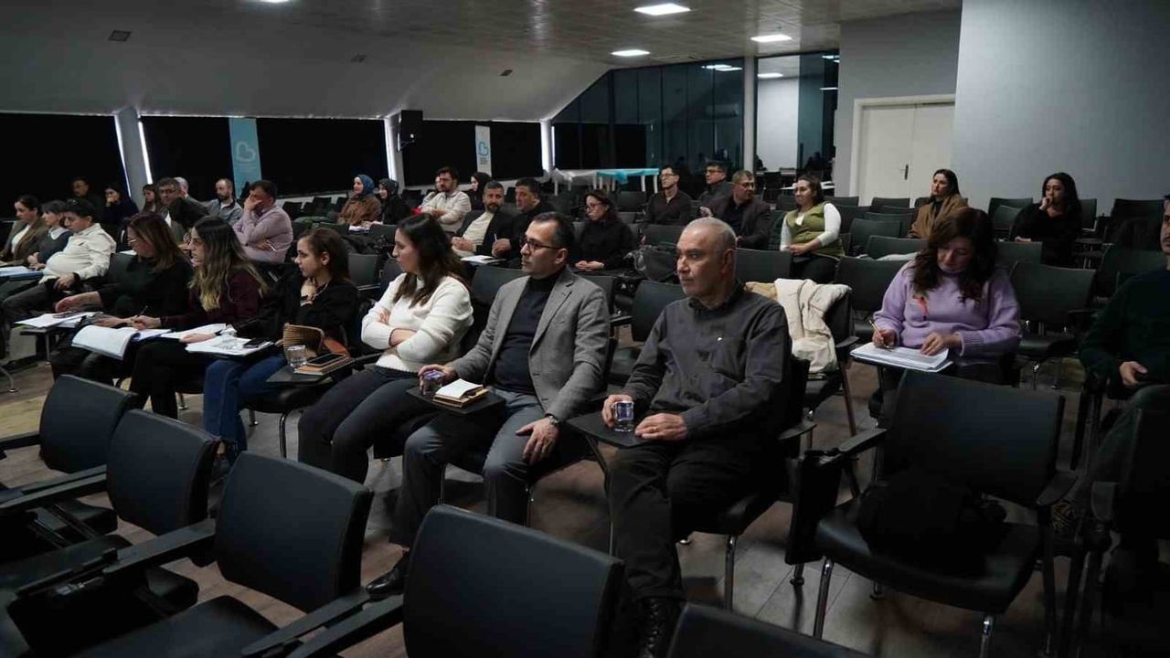 Balıkesir Büyükşehir İmar Yönetmeliği Taslağı İlçe Belediyeleriyle Değerlendirildi