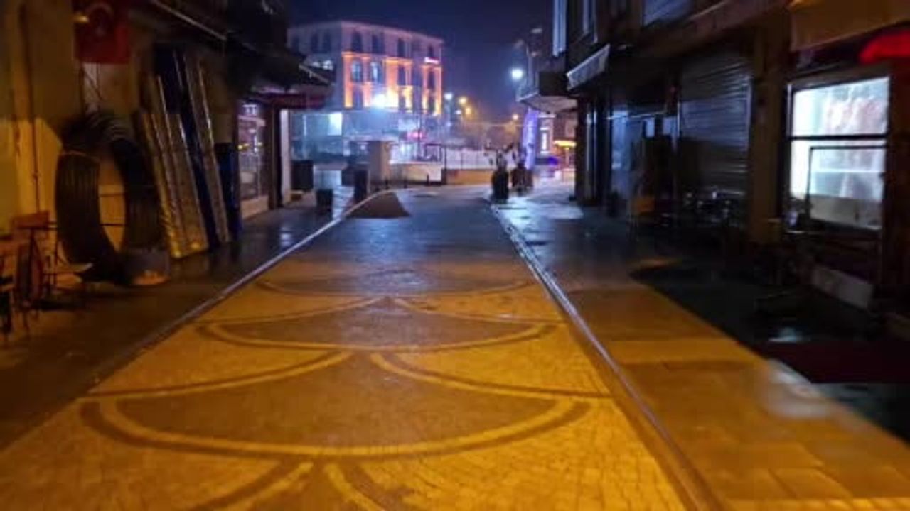 Balıkesir Sındırgı'da 5.1 büyüklüğünde deprem