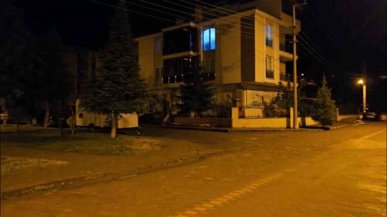 Balıkesir Sındırgı merkezli 5 büyüklüğünde deprem: Hayat normale döndü