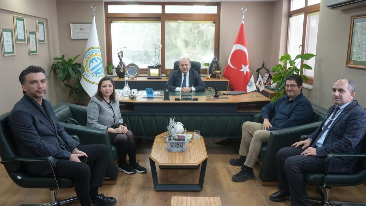 Balıkesir Üniversitesi temsilcileri Edremit Ticaret Odası’nı ziyaret etti