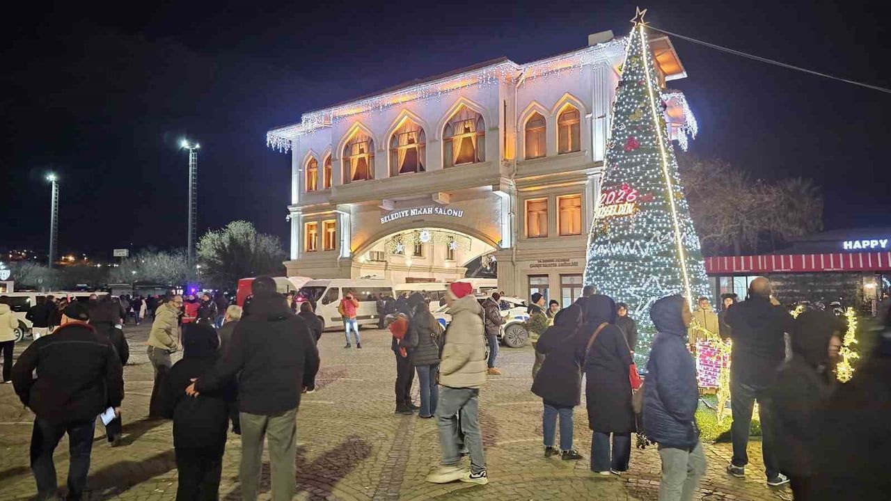 Bandırma 2026'ya coşkuyla girdi