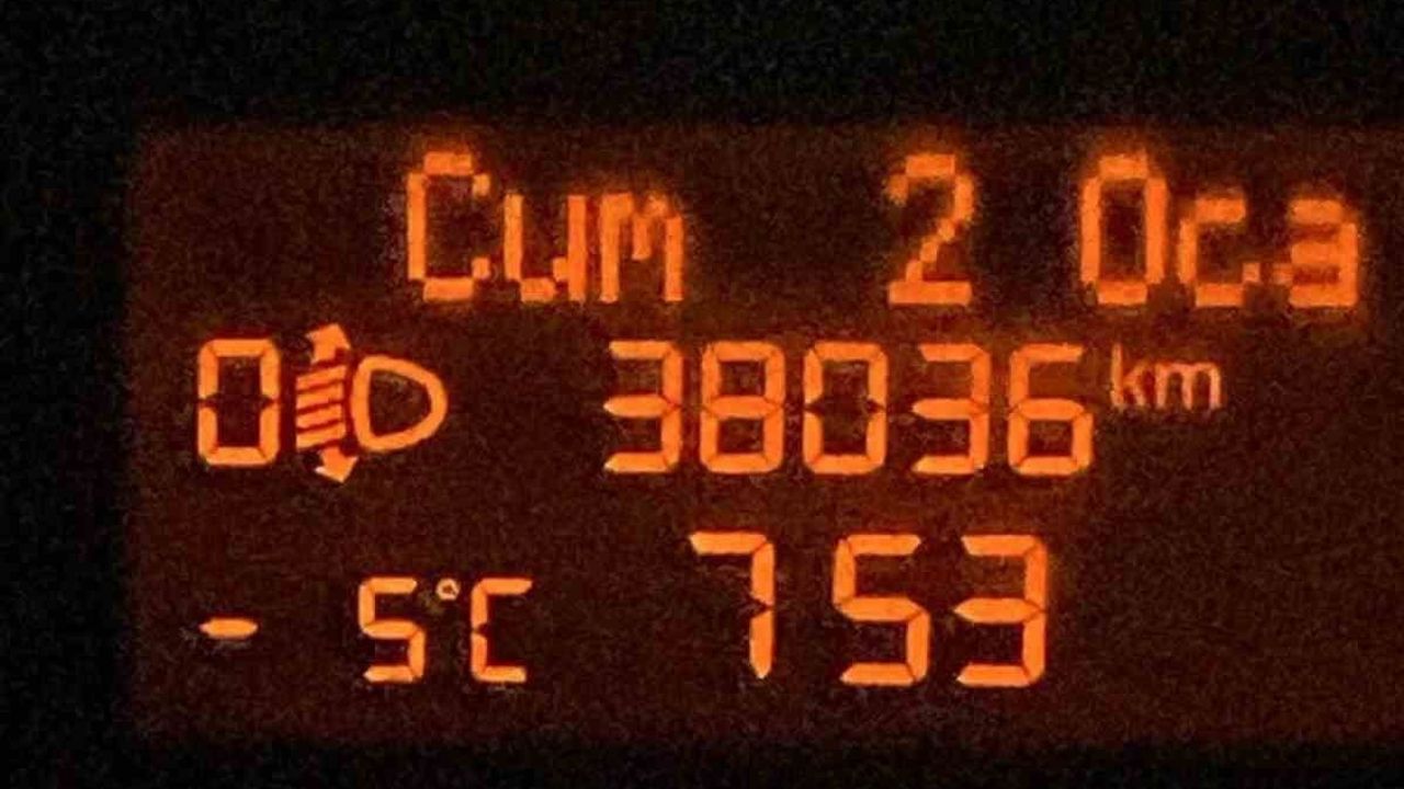 Bandırma'da dondurucu soğuklar: Gece sıcaklığı -7'ye düştü