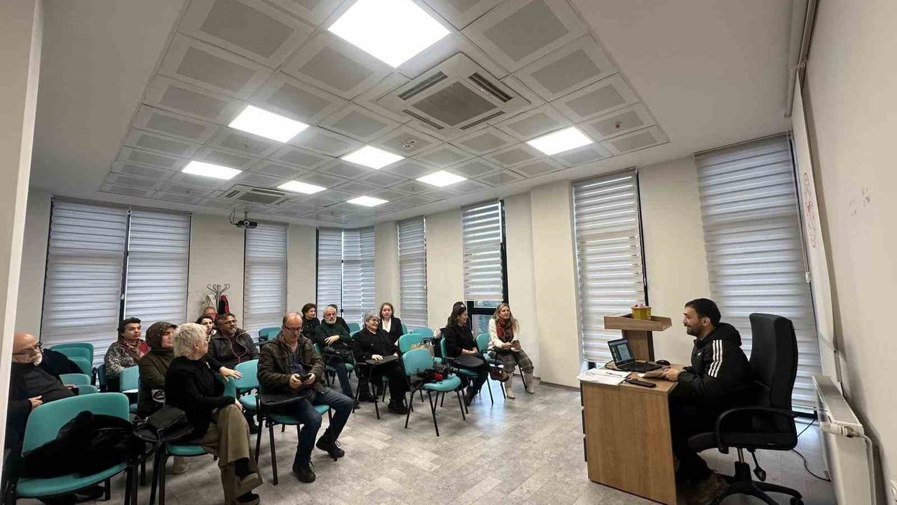 Bartın'da emeklilere Sağlıklı Hayat Merkezi tanıtımı