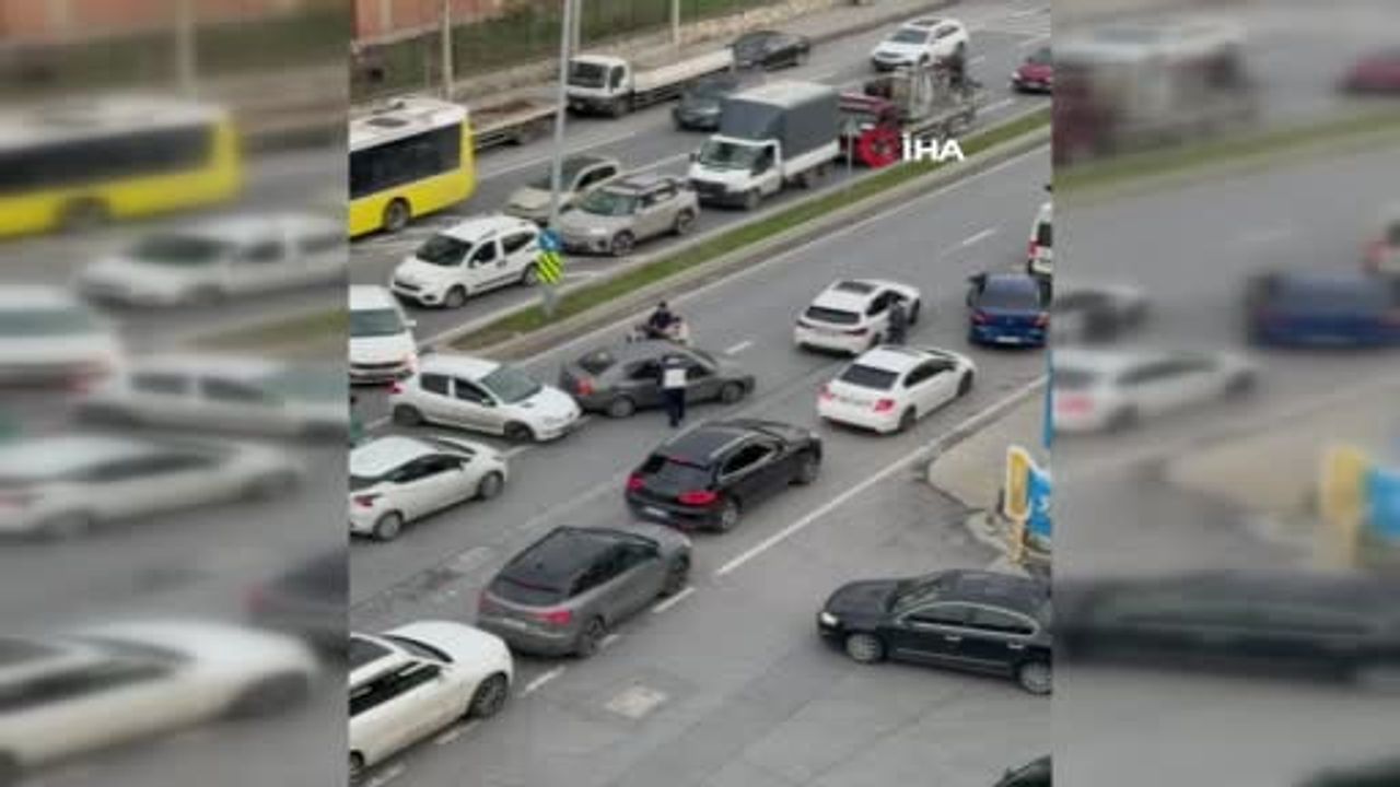 Başakşehir'de Galatasaray-Fenerbahçe maçı öncesi taraftar kavgası