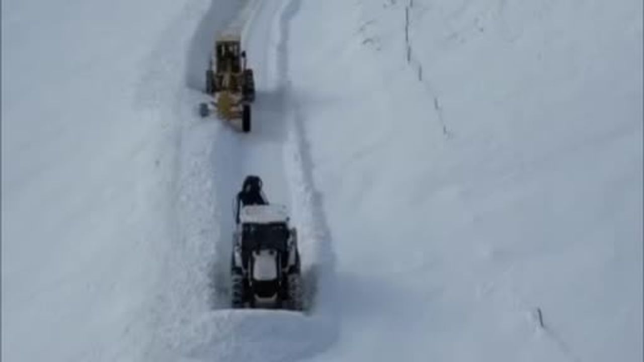 Başçiftlik Kayak Merkezi sezona hazırlanıyor: Kar yer yer 1 metreye ulaştı