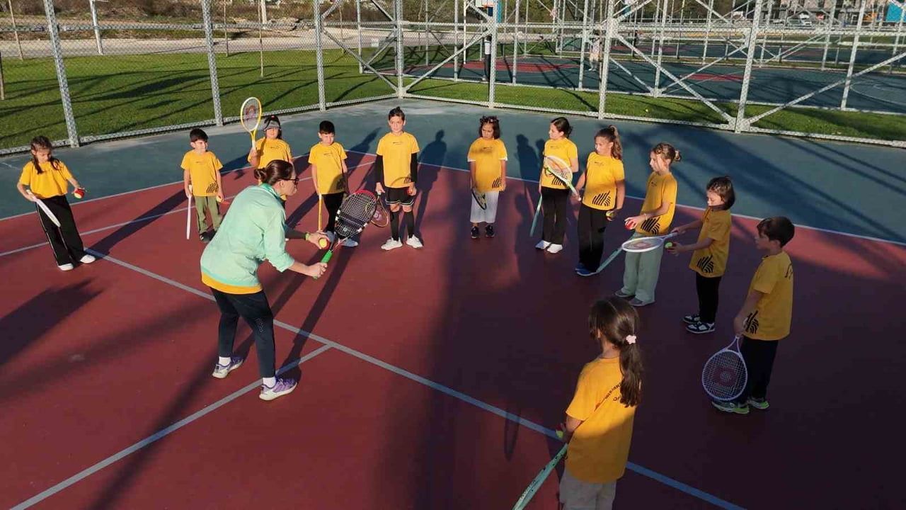 Başiskele'de Genc-i Âlâ ile 2025'te gençlere geniş eğitim ve spor fırsatları