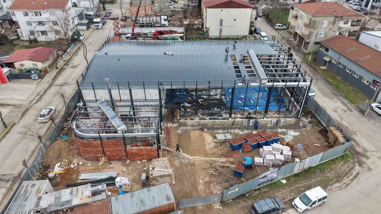 Başiskele Vezirçiftliği Kapalı Spor Salonu inşaatında son durum