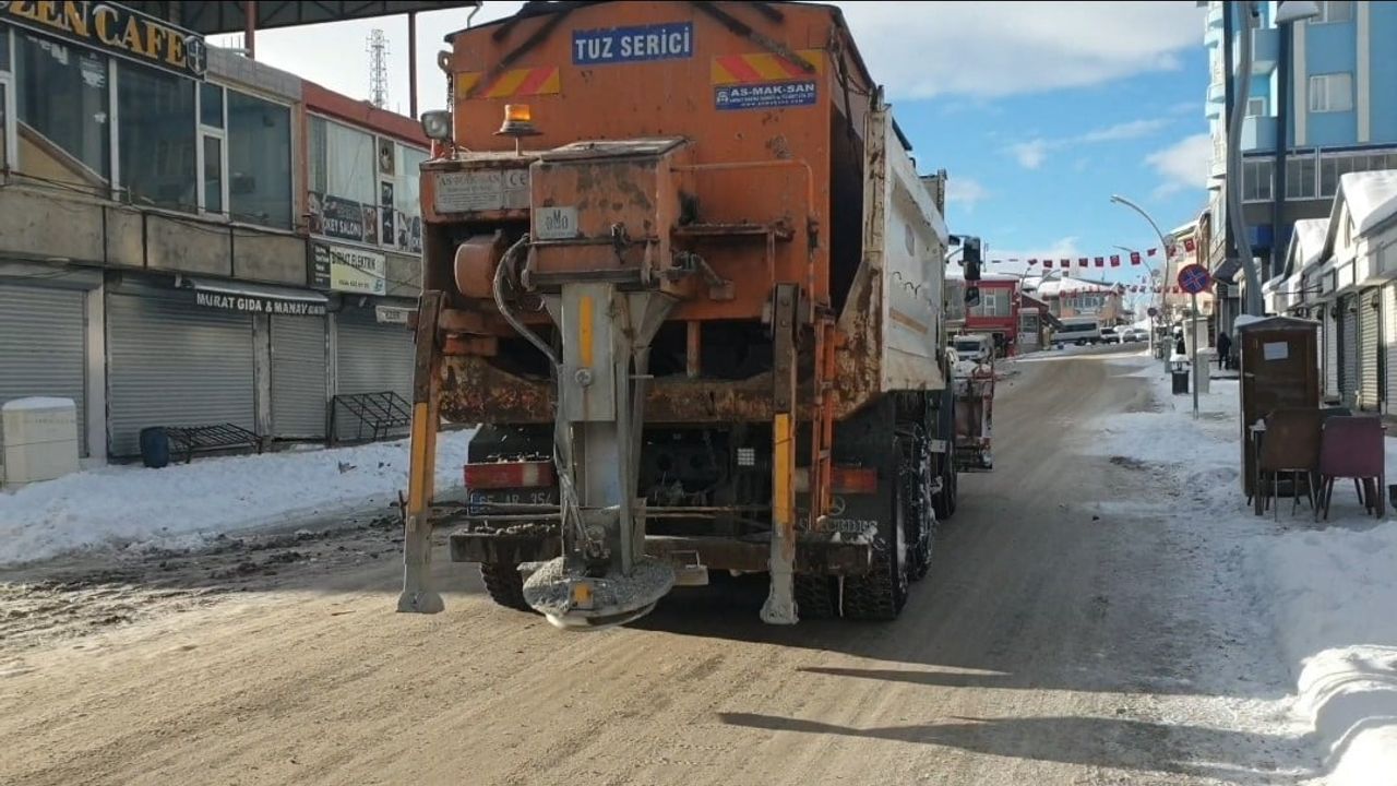 Başkale'de taşımalı eğitime 1 gün ara
