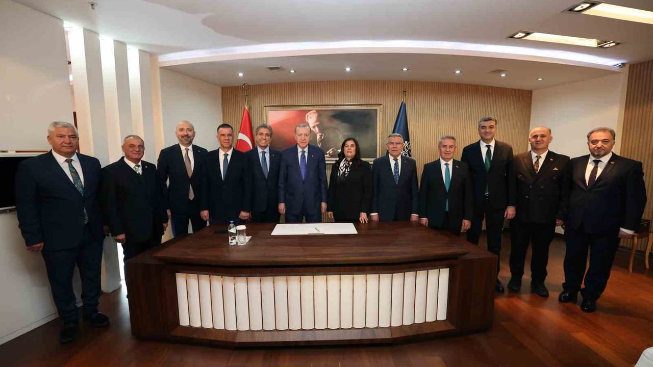 Başkan Arıkan: Cumhurbaşkanımızla bir araya gelmek büyük onur