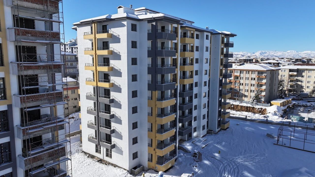 Başkan Geçit: Yeşil Yaşam Evleri Yeşilyurt’un geleceğine değer katıyor