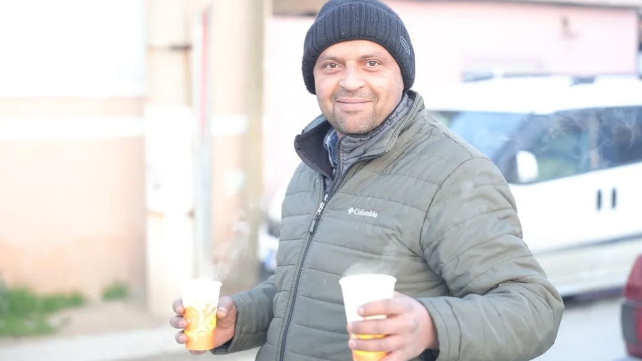 Başkan Kaya Acarlar Pazarı’nda esnaf ve vatandaşlarla buluştu