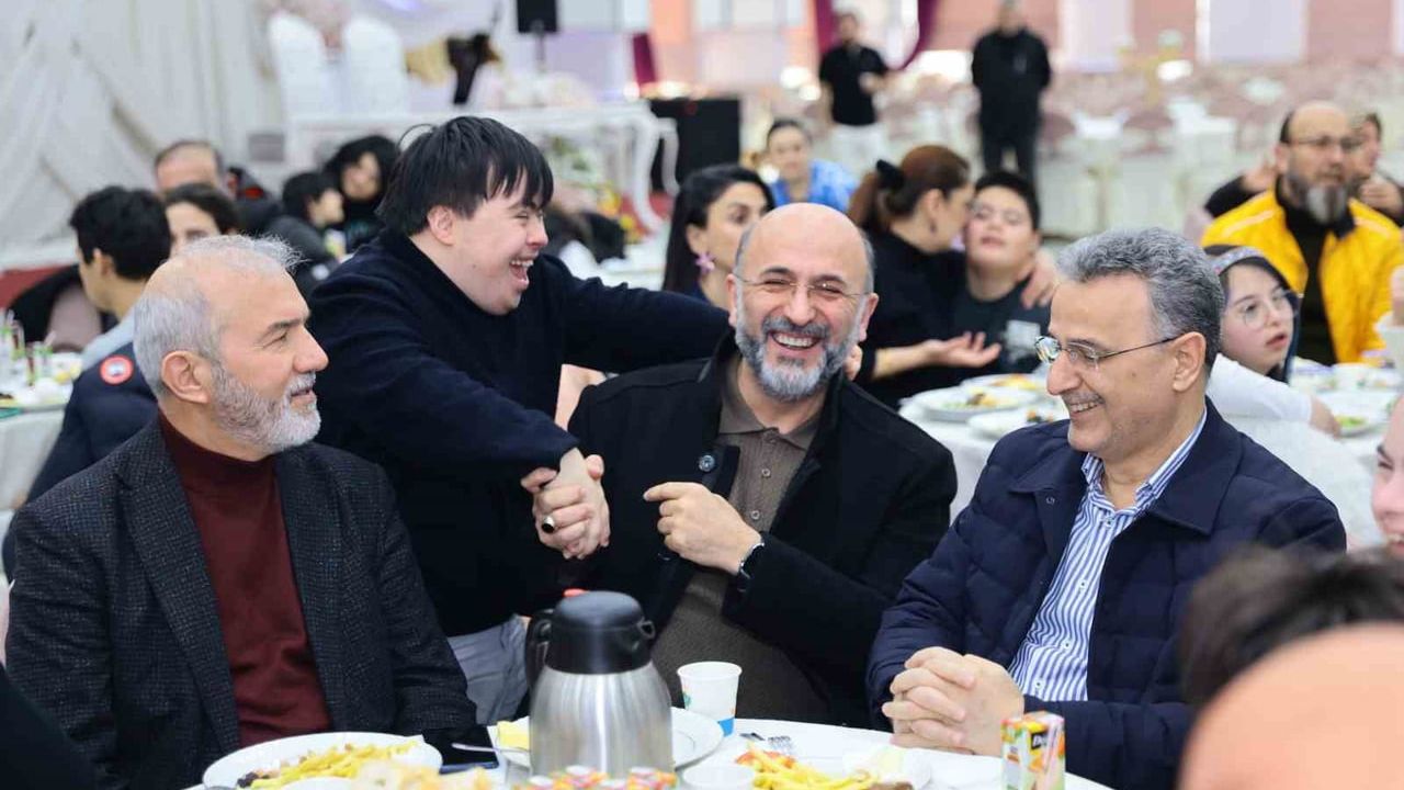 Başkan Kurnaz: Özel gereksinimli bireylerin ve ailelerinin yanındayız