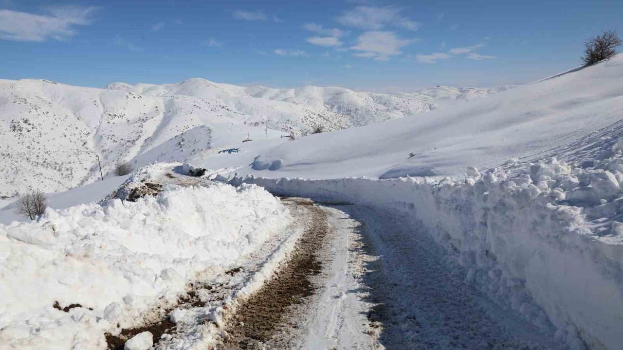 Battalgazi Belediyesi Yaygın Puluşağı'nda 28 km yolu ulaşıma açtı