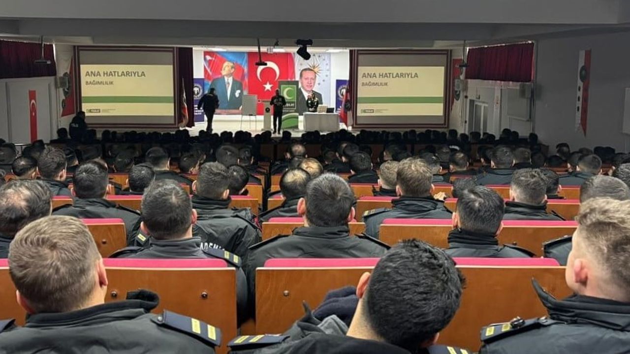 Bayburt POMEM'de Yeşilay tarafından bağımlılıkla mücadele eğitimi