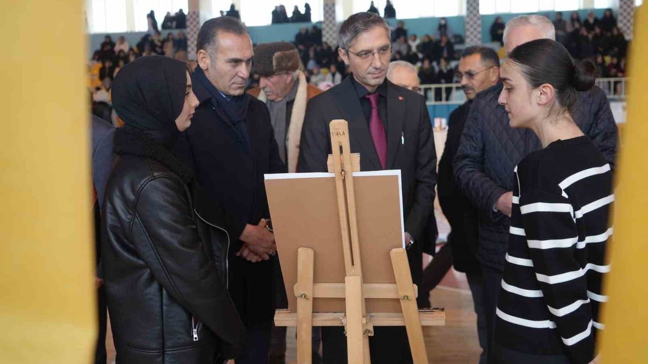 Bayburt'ta 'Türk Destanlarında Felsefi İzler' sergisi