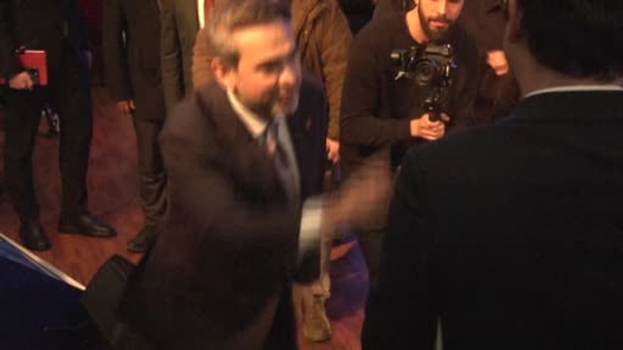 Bayraktar: 2028'de 17 milyon haneye yerli doğalgaz hedefi