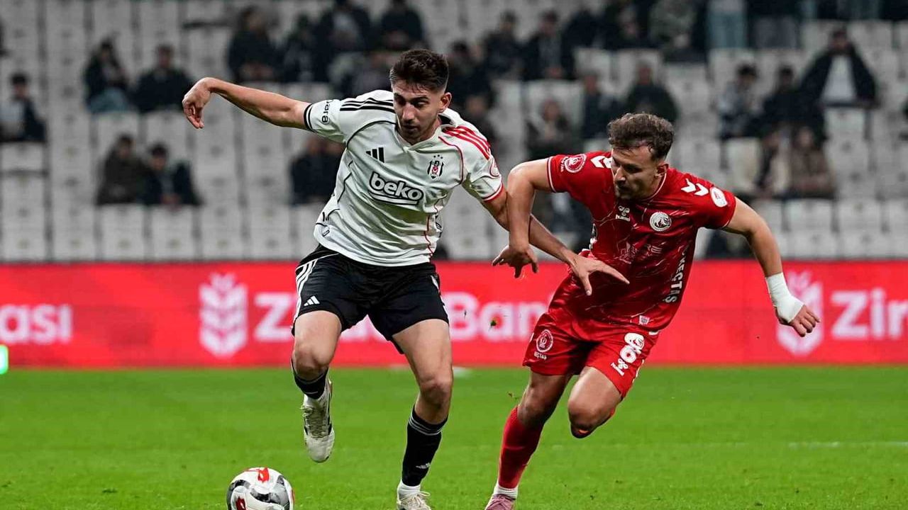 Beşiktaş, Keçiörengücü karşısında ilk yarıyı 2-0 önde tamamladı