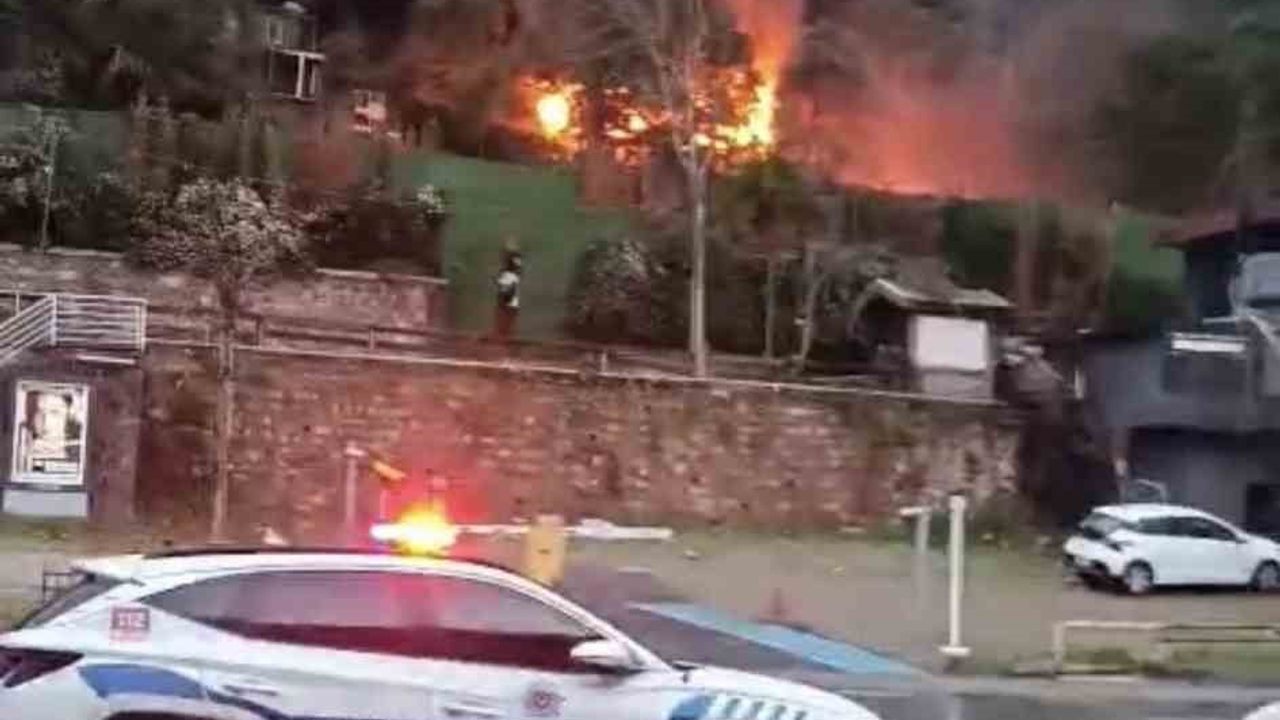 Beşiktaş Kuruçeşme'de restoran müştemilatında çıkan yangın kontrol altına alındı