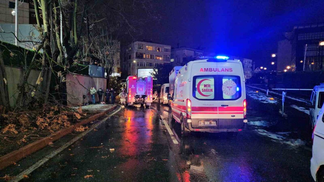 Beşiktaş'ta alkollü sürücünün neden olduğu zincirleme kaza: 2 yaralı