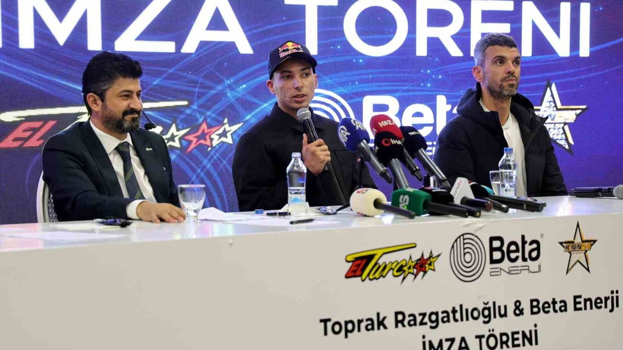 Beta Enerji ile Toprak Razgatlıoğlu 'Güç Birliği' anlaşmasını yeniledi