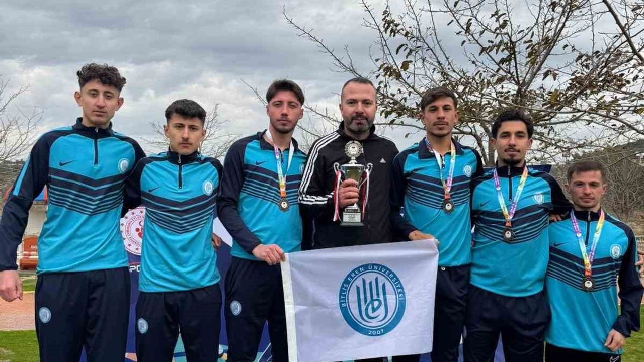 BEÜ Kros Takımı Kuşadası'nda Türkiye üçüncüsü oldu