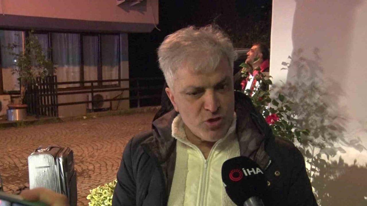 Beyoğlu'nda otelde yangın: 3 kişi ve bir köpek kurtarıldı