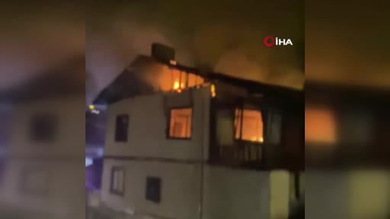 Beypazarı'nda ahşap ev yangını: 6 ev kullanılamaz hale geldi