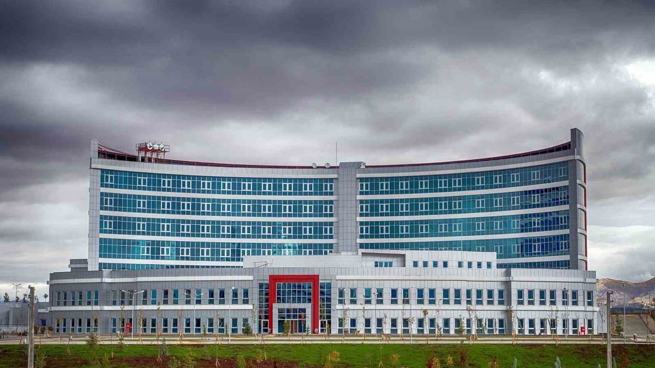 Beyşehir Devlet Hastanesi 2025'te 650 bin hastaya ulaştı