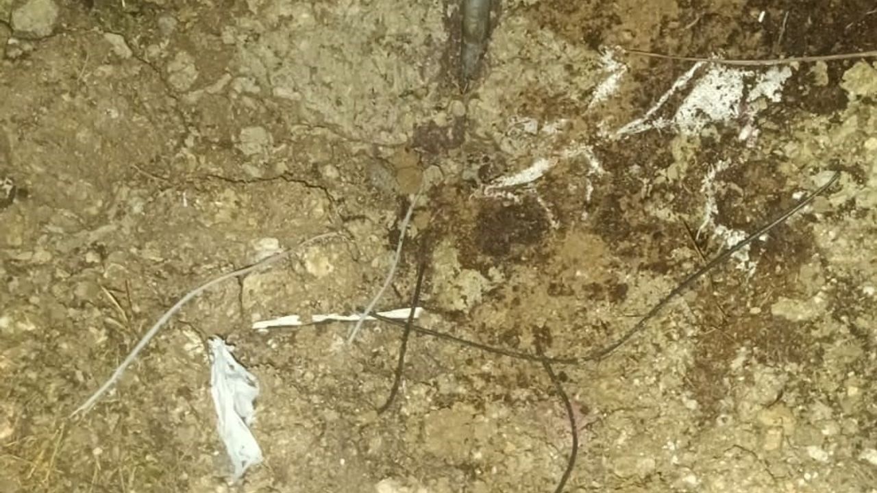 Beyşehir Esence Mahallesi'nde yıldırım evlere ve altyapıya zarar verdi