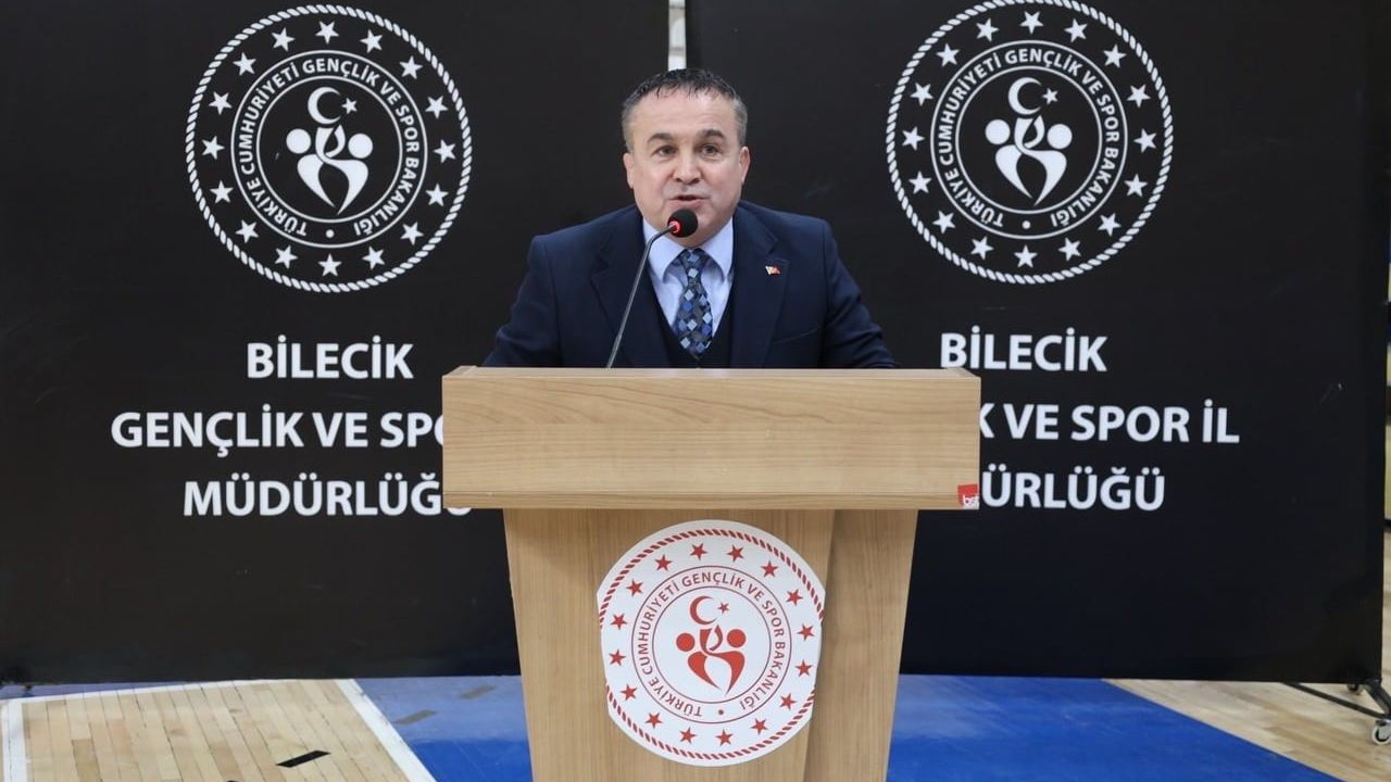 Bilecik'te Gençler A (Kız-Erkek) Voleybol Grup Müsabakaları Başladı