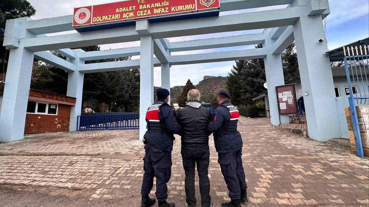 Bilecik'te kadına karşı tehditten aranan şahıs jandarma tarafından yakalandı