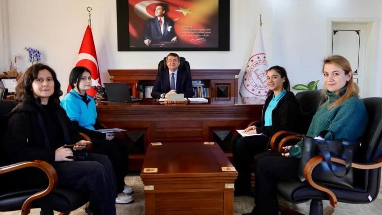 Bilecik’te okul dergisi söyleşisi