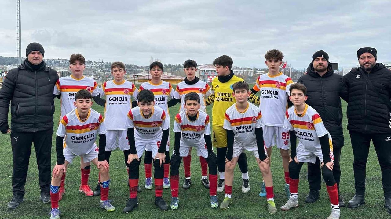 Bilecik U14 Gençler Ligi’nde 1299 Bilecikspor şampiyonluğa ilerliyor