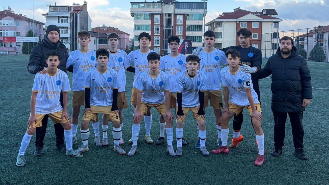 Bilecik U16 Gençler Ligi'nde 8. hafta: 25 gol ve liderlik değişimi
