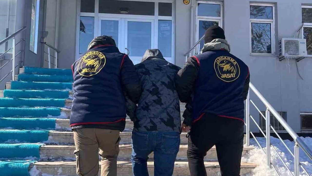 Bingöl'de jandarma 6 şüpheliyi yakaladı, tutuklandılar