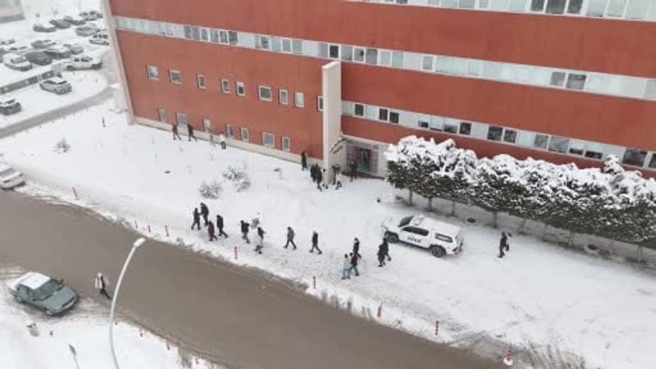 Bolu Abant İzzet Baysal Üniversitesi Diş Hekimliği Fakültesi'nde yangın tatbikatı