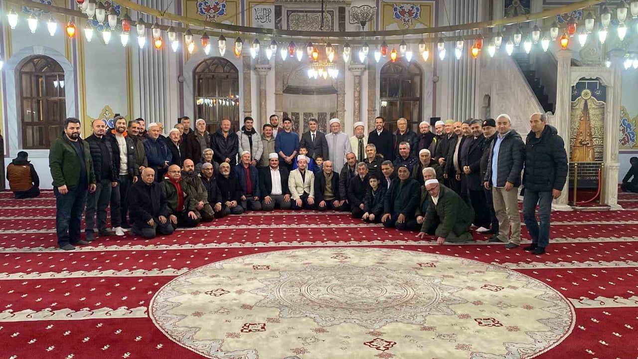 Bolu'da Miraç Kandili'nde camiler doldu