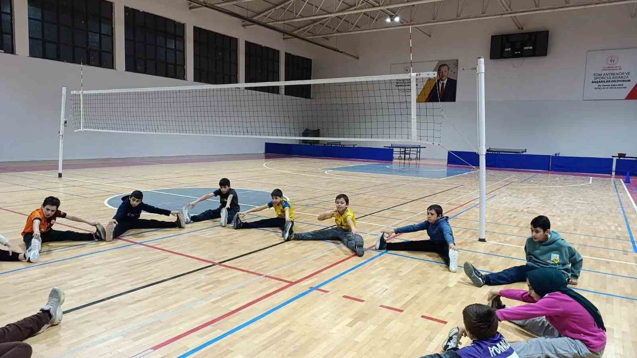 Boyabat'ta geleceğin sporcuları yetenek taramasıyla keşfediliyor