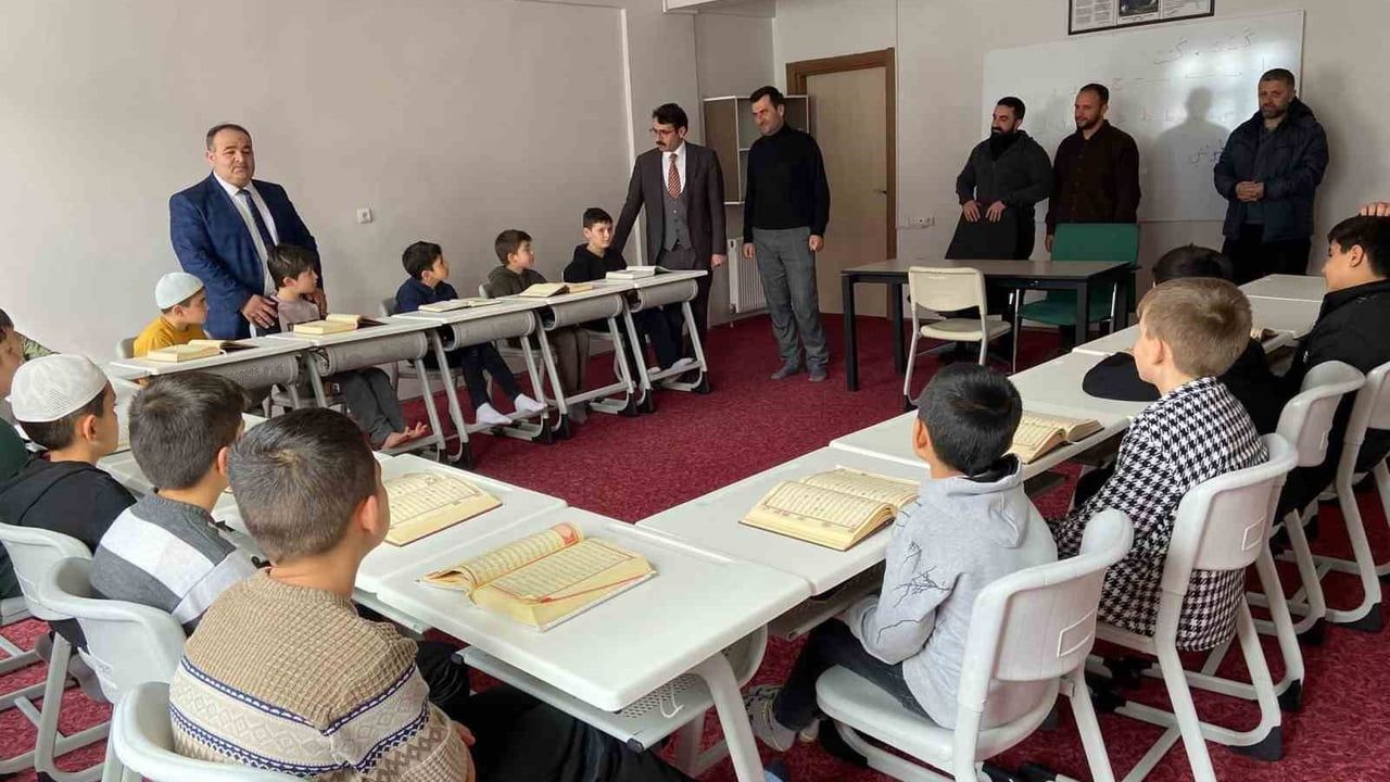 Bozkır’da "Gençliğe Değer" Ara Dönem Eğitim Kampı Sona Erdi