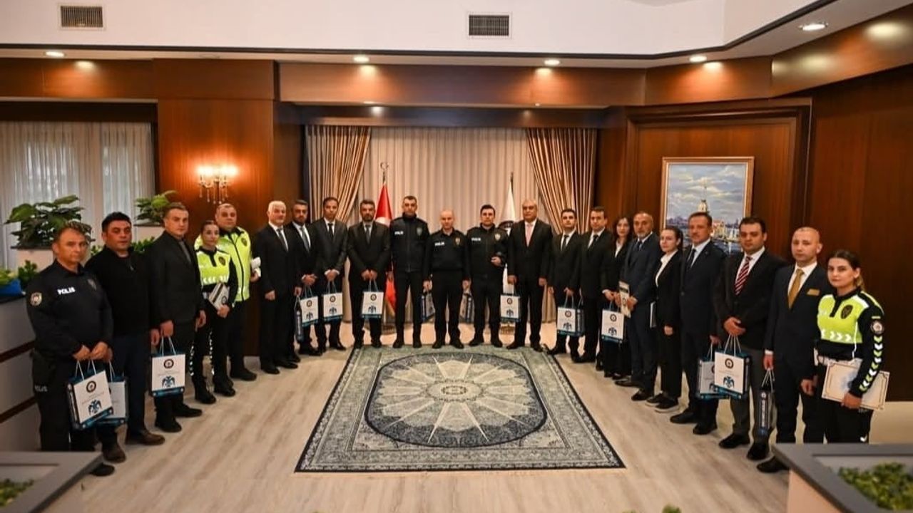 Buldan Emniyetinin gururu: İmdat Bayram ve Fırat Coşgun ödüllendirildi