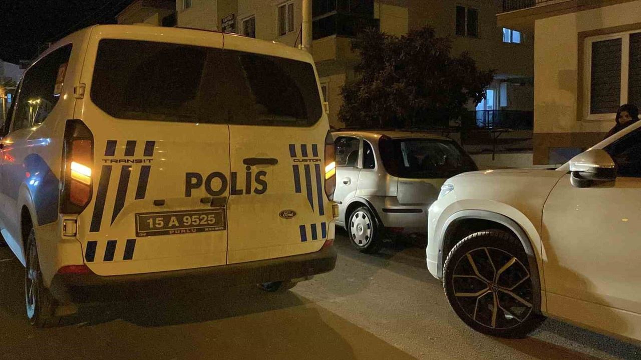 Burdur'da evinde ölü bulunan kadınla ilgili inceleme başlatıldı