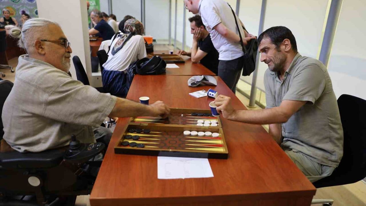 Bursa Büyükşehir, Engelleri Aşıyor: 100 bin Kişiye Hizmet