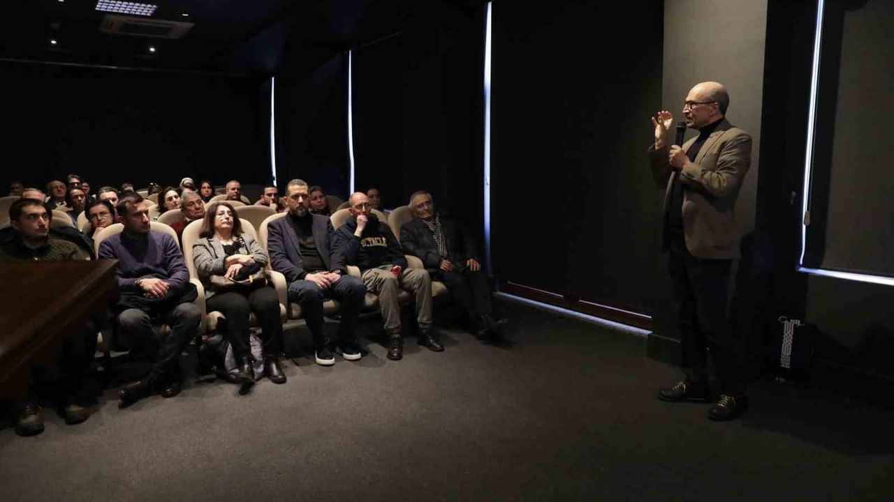 Bursa'da 'Anadolu Madencilik Tarihi' Söyleşisi İlgi Gördü