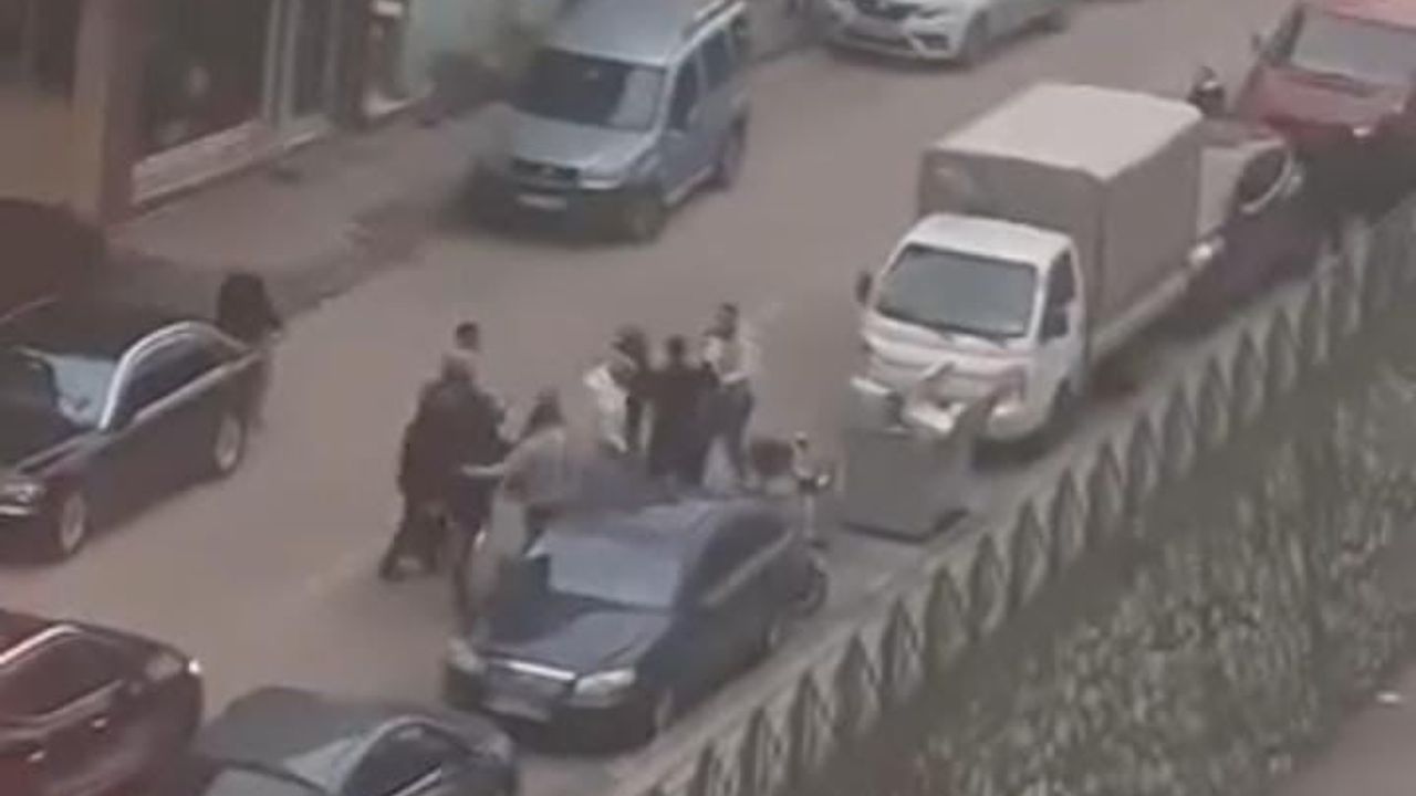 Bursa'da cadde kavgası trafikte aksamalara yol açtı