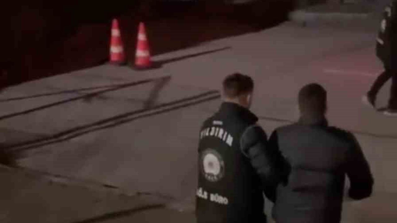 Bursa'da kaçak sigara operasyonu: 460 kg tütün ele geçirildi