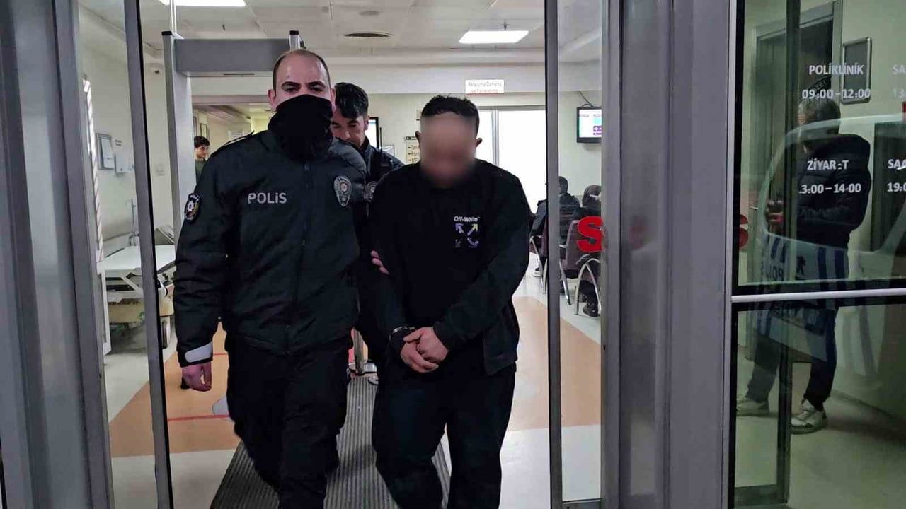 Bursa'da kovalamaca sonucu yakalanan şüpheli bekçinin parmağını ısırdı